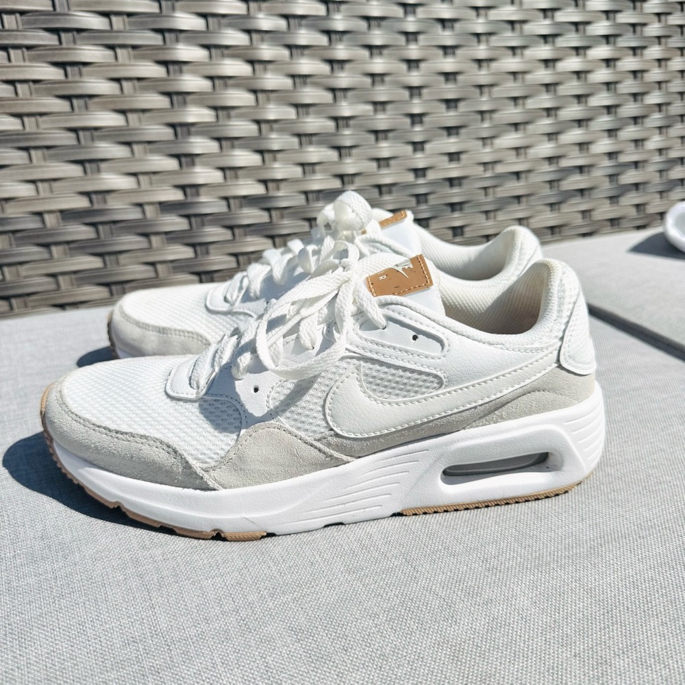 Women's Air Max SC Sneaker White and Cream